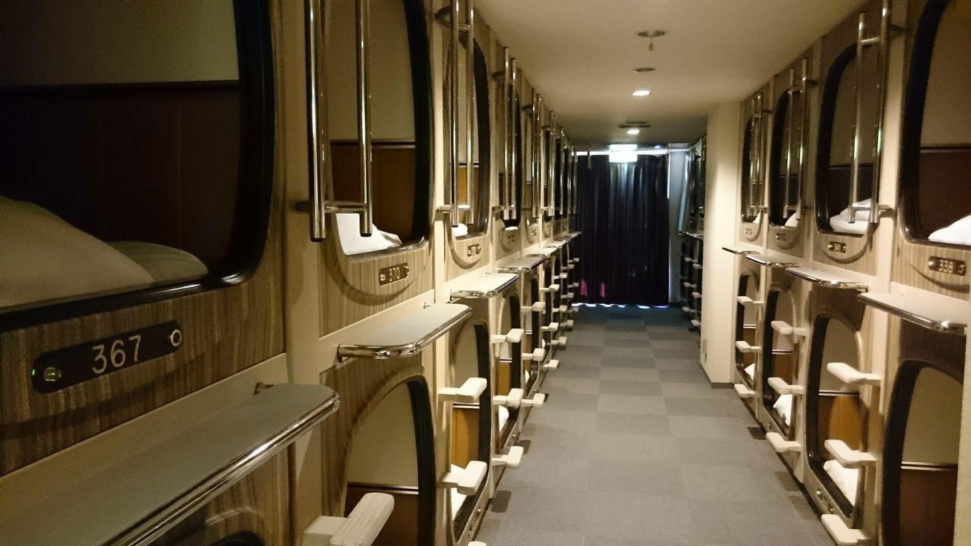 Capsule And Sauna New Japan Ex ฮิโรชิม่า ภายนอก รูปภาพ